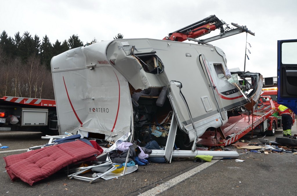 Schwerer VU A 1 Rich Saarbruecken kurz vor AK Leverkusen P199.JPG - Miklos Laubert